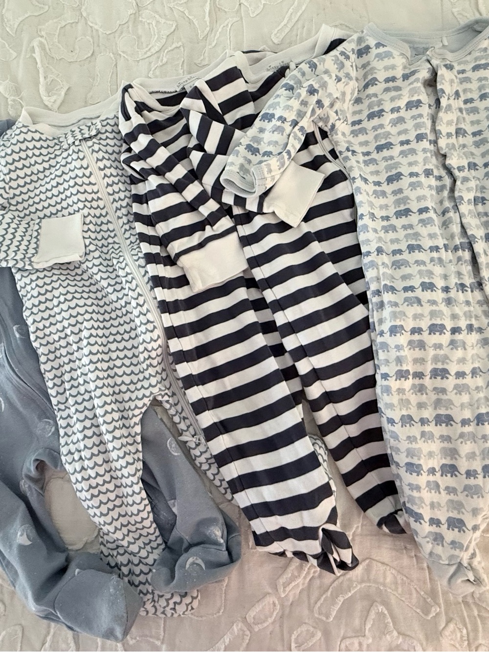 Kissy kissy, magnetic me, petit plume onesies size 6/9